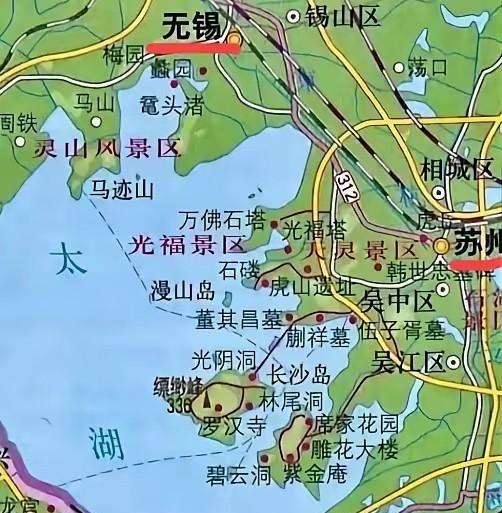 你敢信吗？太湖底下，2.3米厚的淤泥，上面才趴着不到1.9米的水。说白了，以前的