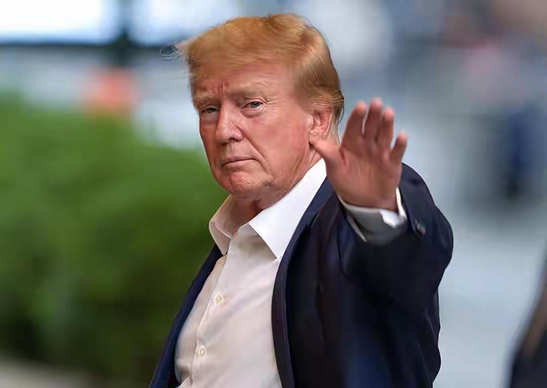 伊朗久攻不下，特朗普矛头转向台海，高市脸色突变：全力推进武装要说最近国际局势