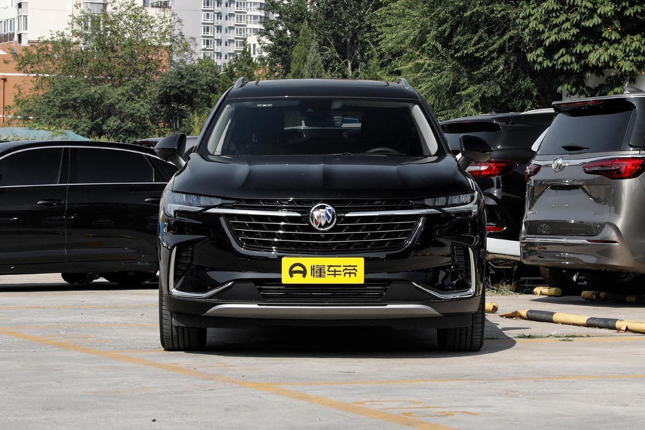 最近看了十多台二手中型SUV，清一色是途观L和昂科威Plus。不是4S店推荐，是