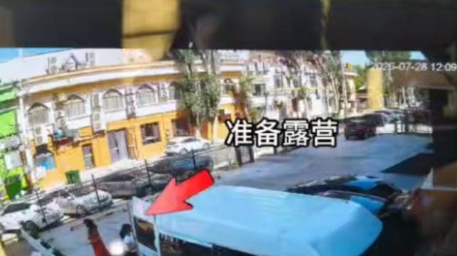 全网反转！最近新疆伊宁酒店150元收费的事儿，全网吵翻了天。一开始所有人都在骂酒