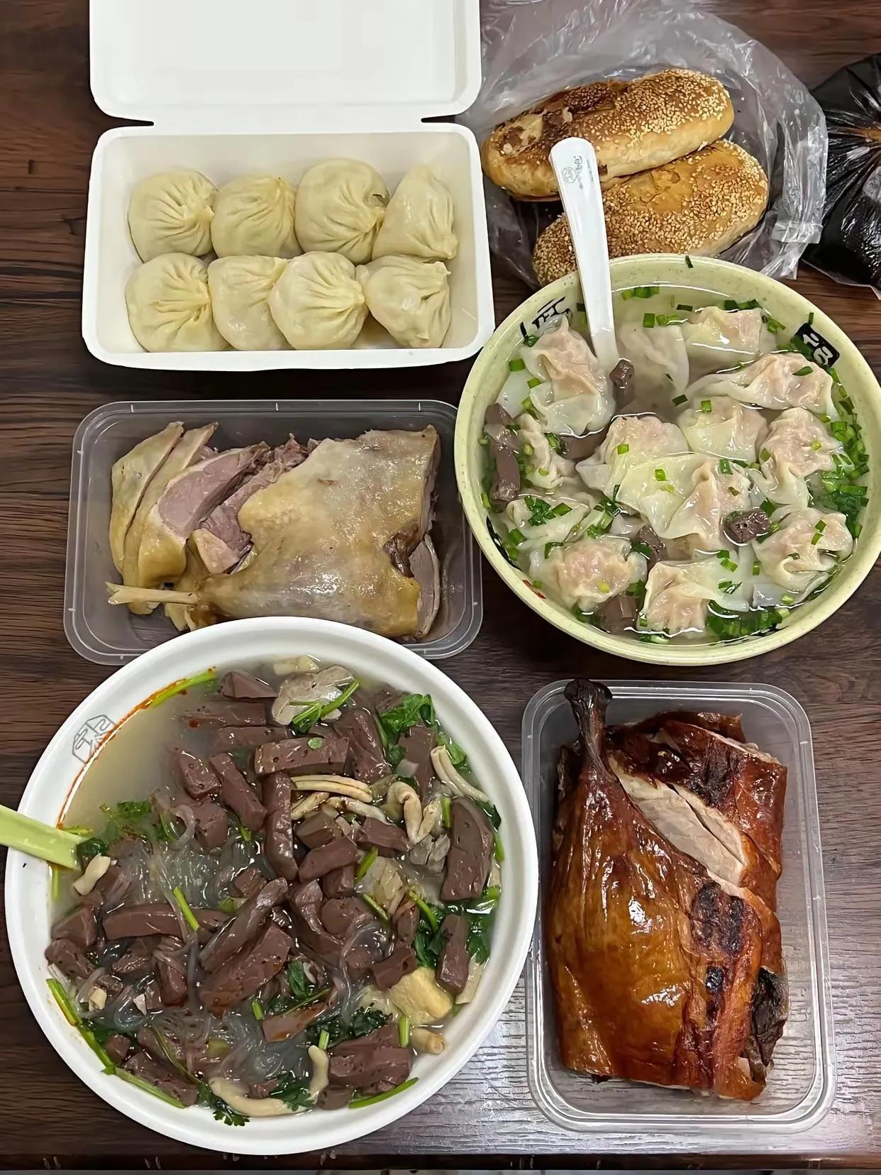 这些天的外卖电商大战，真的让老百姓吃上便宜的饭菜，值了！以上这些菜品，都是在