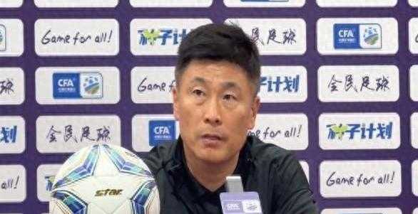 中甲队砸300万，就为赢国安。一场球没赢，却赢得了所有人的心。大连英博，这支