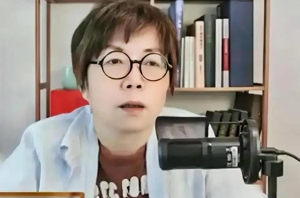 黄智贤再呛:民众党就是在拆国民党的台！阿馆反击:你这就是在分化蓝白合，4.26