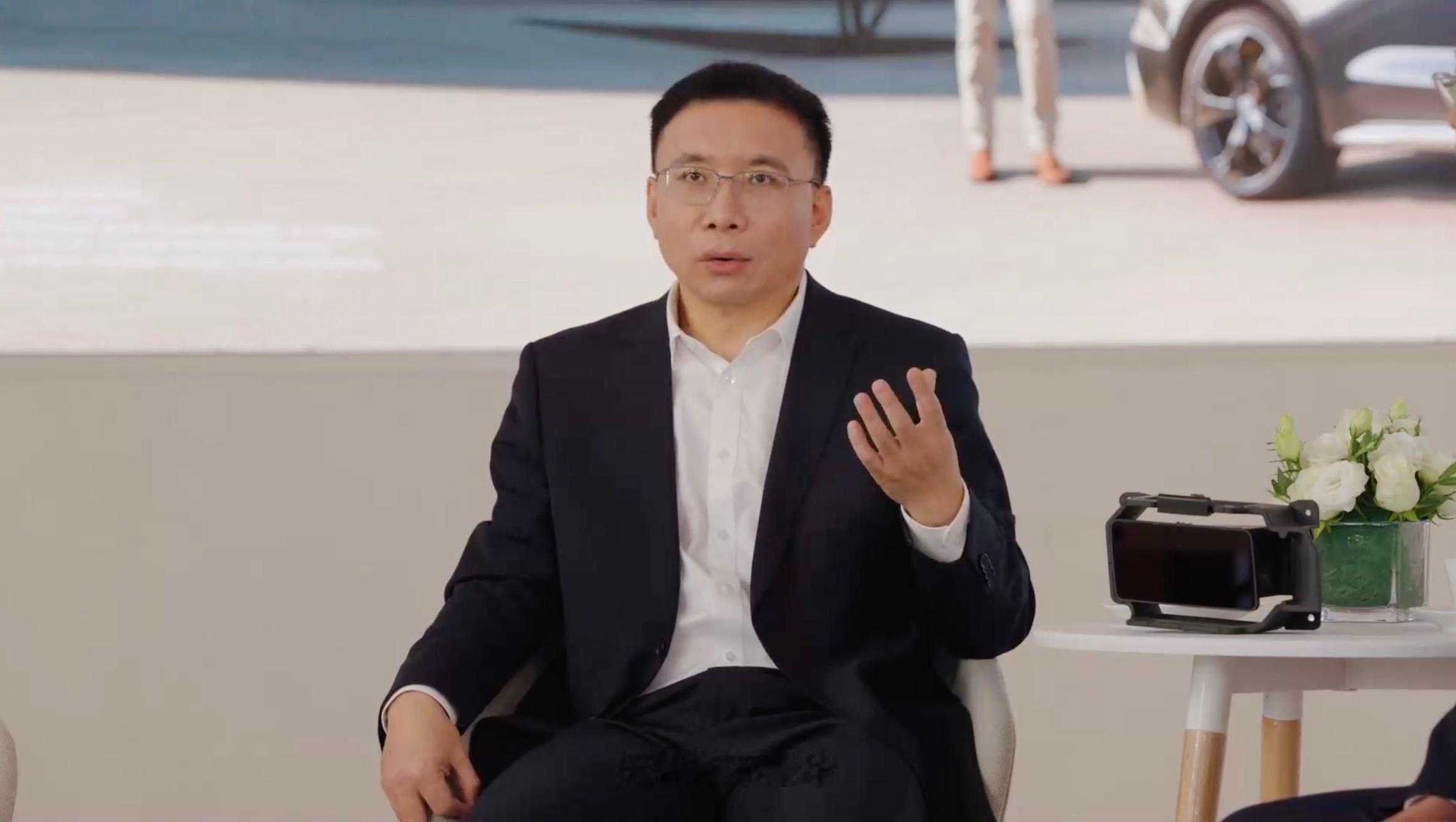 全球首搭华为乾崑智驾®的豪华燃油轿车：一汽奥迪A5L乾崑智驾®版说明了一件事，燃