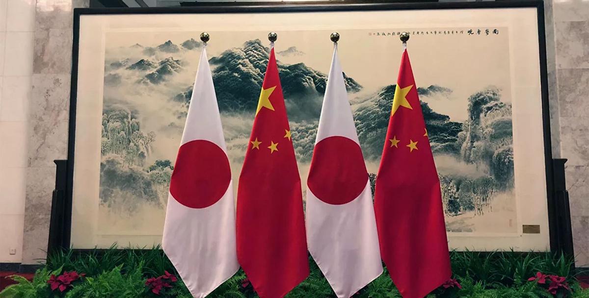 日本几千年来就干一件事：攒劲，偷袭中国，挨打，躺平，再攒劲，每一次，都是我们被