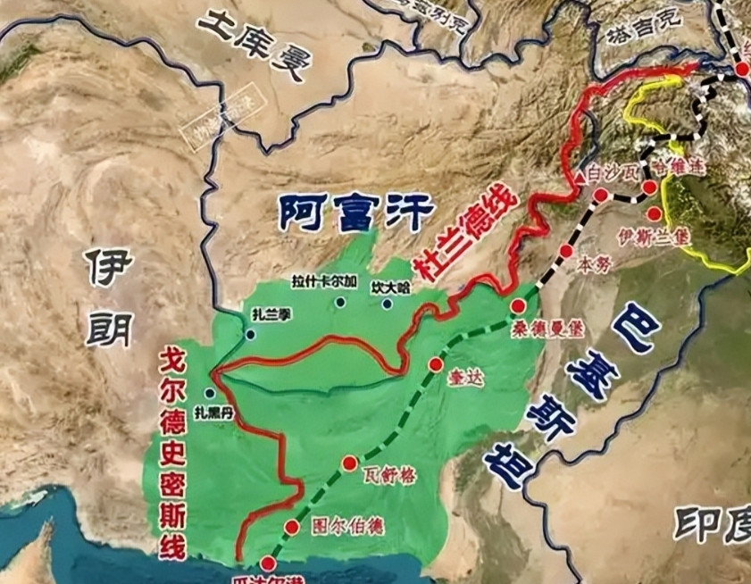 中国还是太有远见了！当初搞的中巴经济走廊，很多人以为在荒无人烟的喀喇昆仑公路布