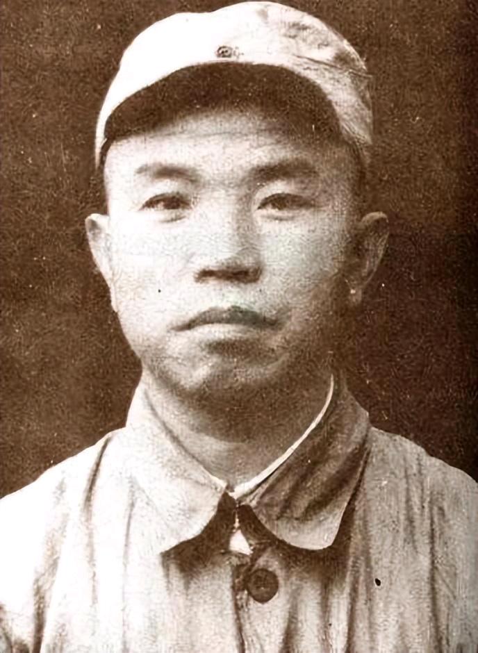 1927年，地主丁枕鱼被判死刑，在刑场，丁枕鱼看到了王树声，连忙大喊：“我可是你
