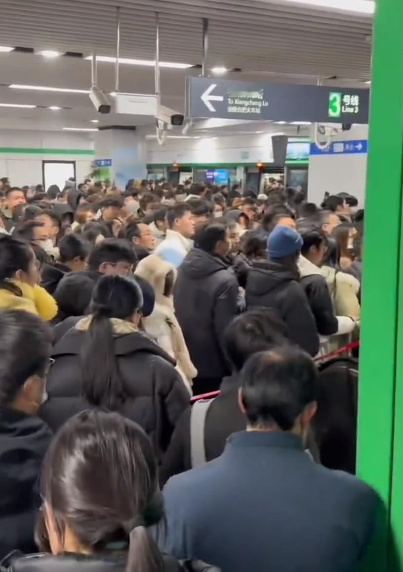 下雪天，合肥地铁的作用还是有的。2026年1月20日线网客运量287.17万人次