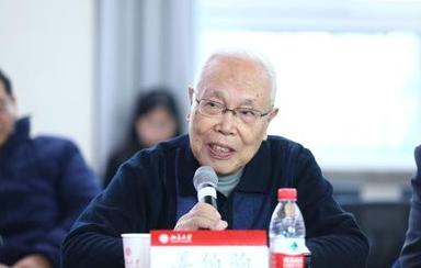 中美差距有多大？中国科学院院士姜伯驹一语惊人：“不是别人卡我们脖子，而是我们的教