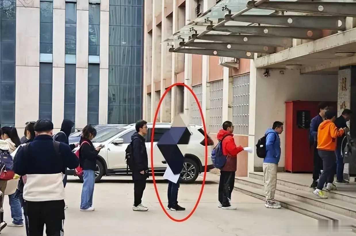 虐猫考生上岸失败系道德品行等问题当年有多疯狂，如今就有多凄凉。事件回溯：202