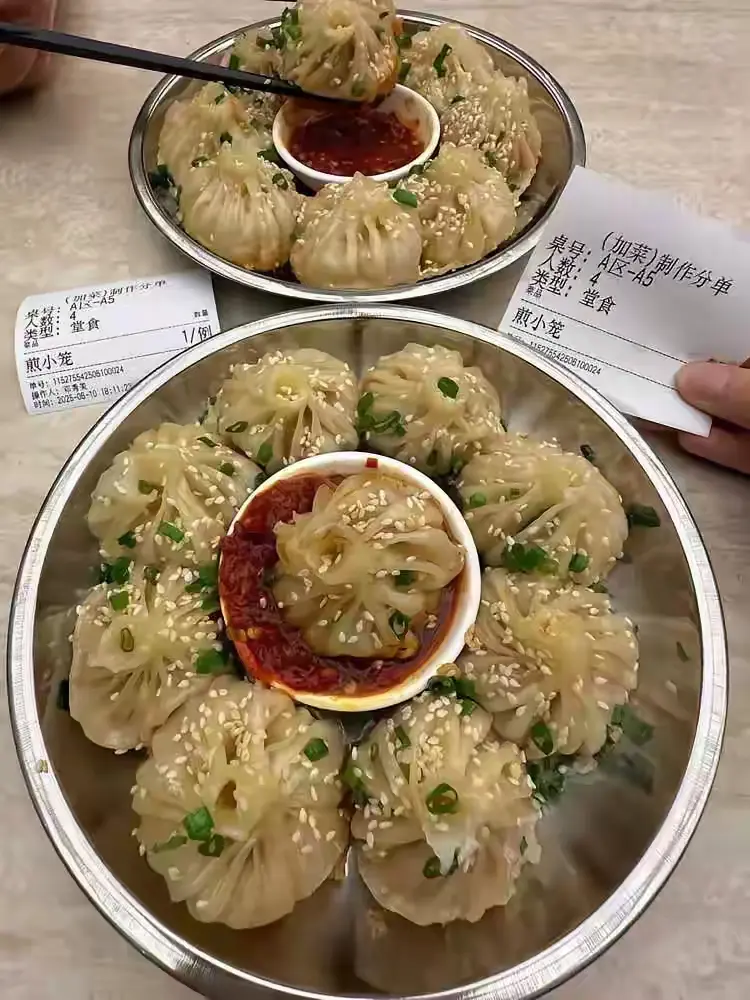 上海最好吃的小笼包！！！
