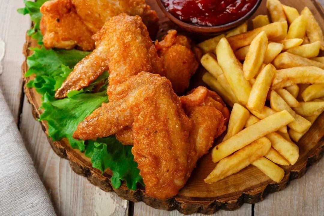 韭菜是肝硬化“杀手”？医生忠告：想要肝脏健康，这3物建议别吃韭菜在民间的名声