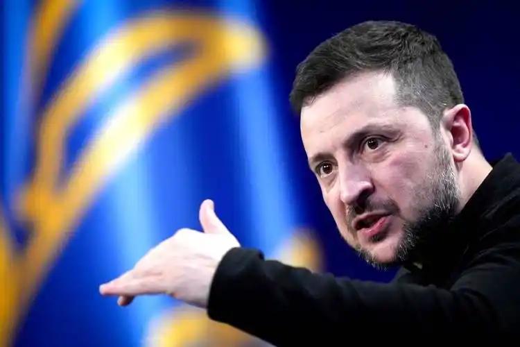 泽连斯基太“精”了，直接扔出了一个让美俄都目瞪口呆的王炸！他说，这仗打到最后，土