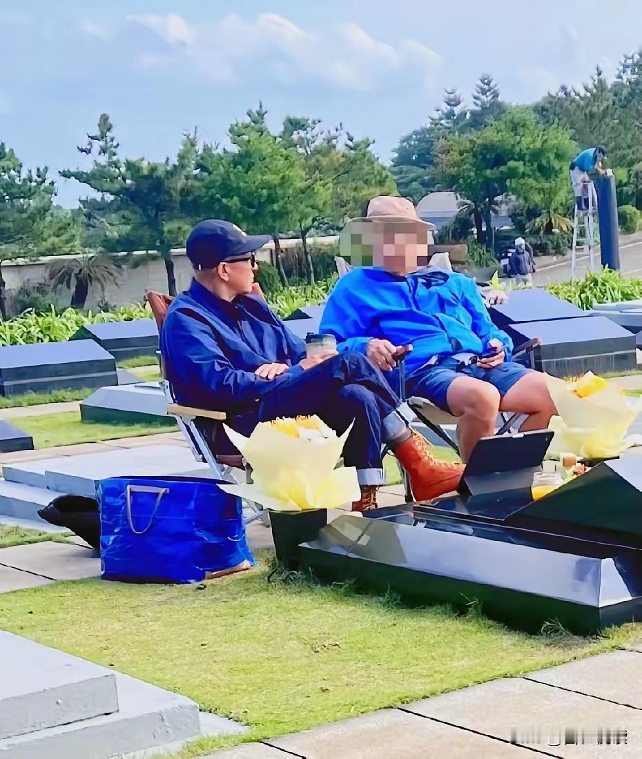 具欧巴这是到底想干啥呀难不成是跟大S有啥约定比如必须守够多久的“亖人墓”