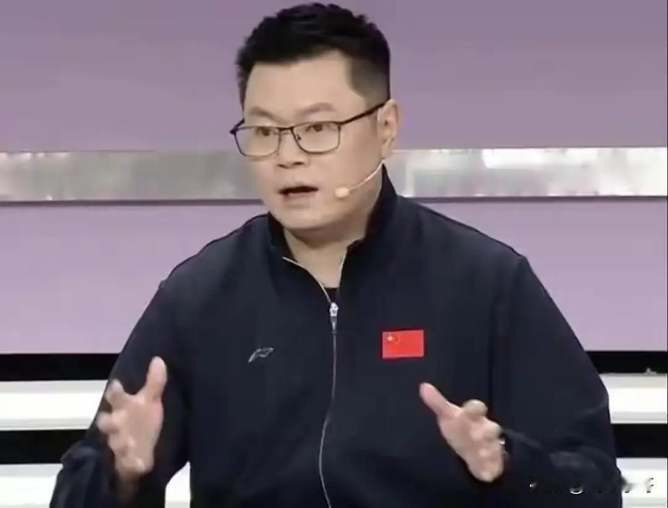 方博为何会0-3输给黄友政，侯英超一句话戳中要害，老侯说，方博的底子还在，