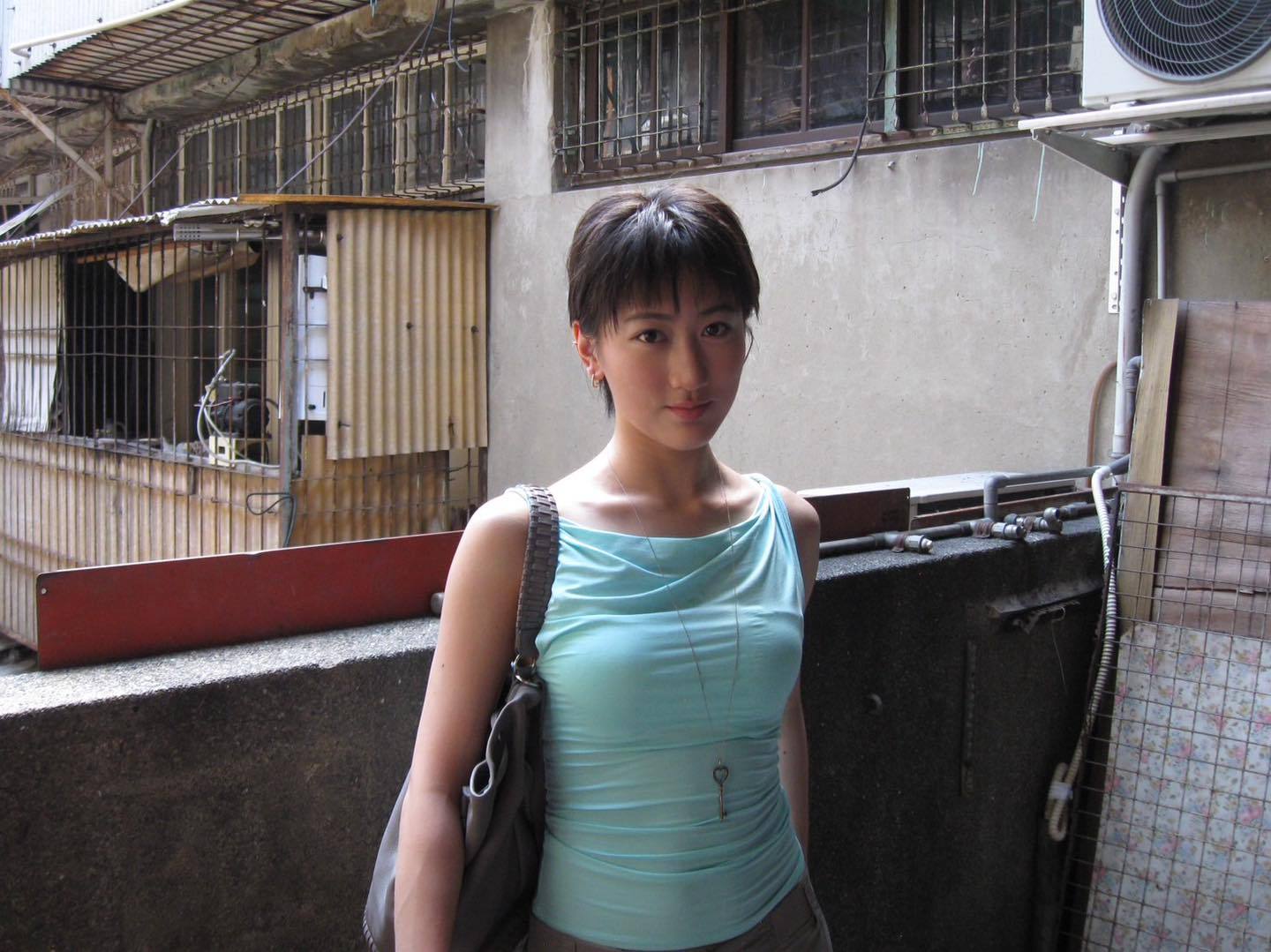 曾雅兰和侯昌明两夫妻分享女儿近况～22岁女儿「侯塞蕾」近日回台湾，还去剪了一头