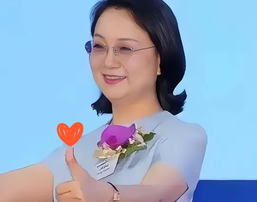 1410亿登顶！64岁钟慧娟挤掉宗馥莉，中国女首富更迭藏着最狠商业逻辑！2