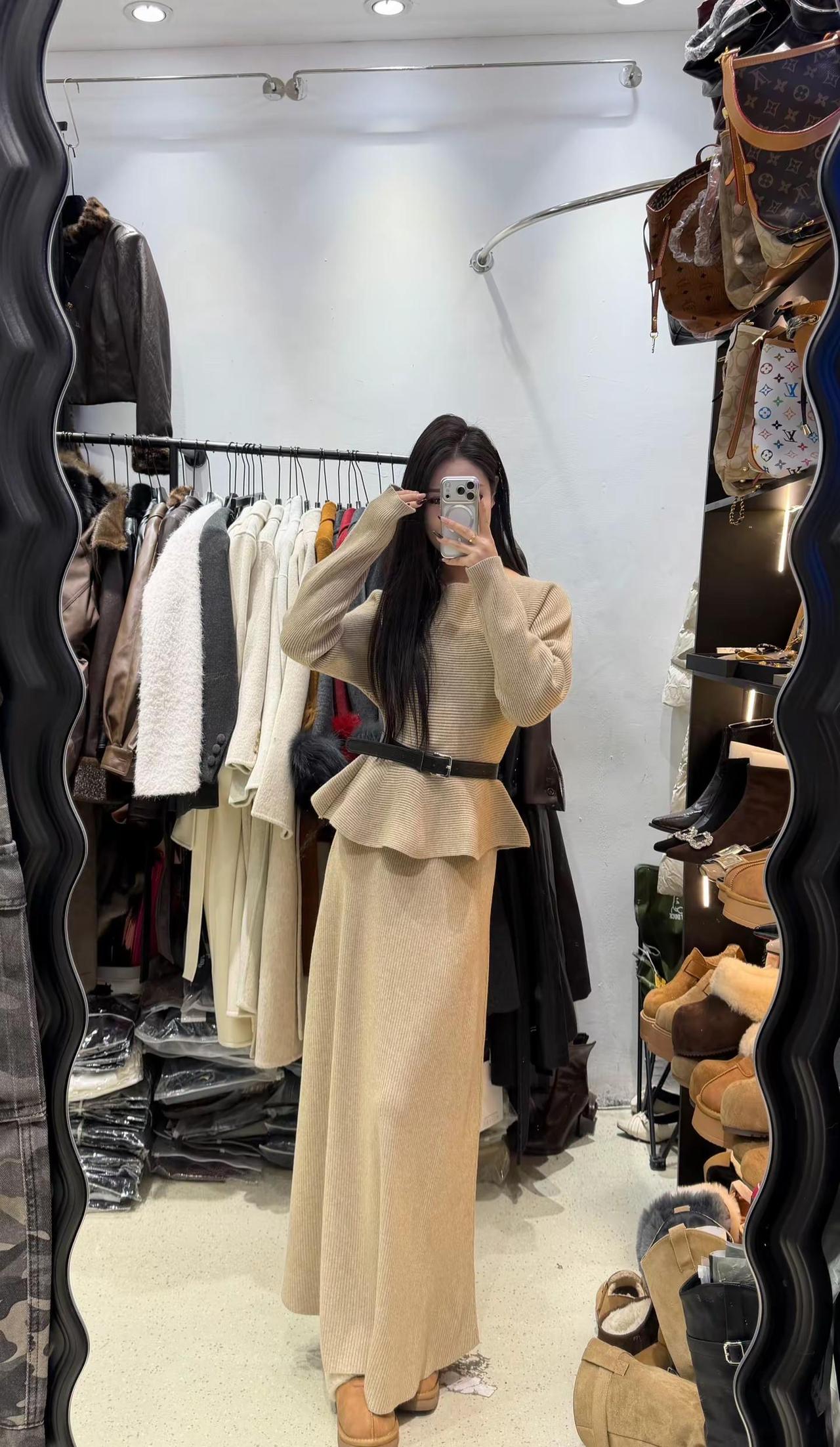 套装超级显瘦遮肚子肉能穿到160斤