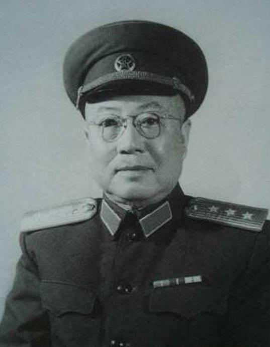 1946年，冀察政委刘道生发现，司令员郭天民缴获了一批物资，却没有上交，还瞒着聂