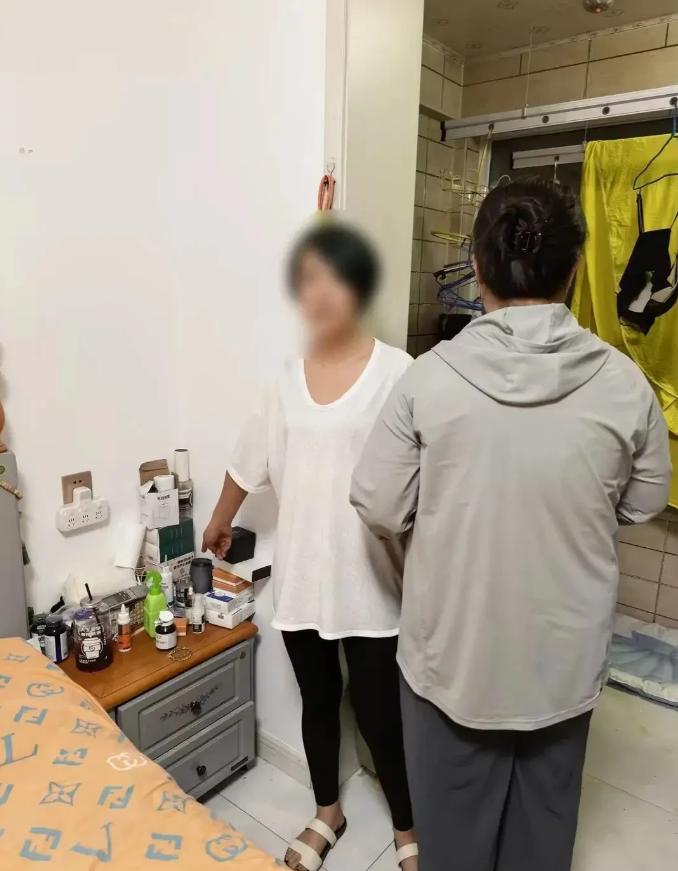 辽宁沈阳，一女子与前男友分手后，发现前男友已有新的恋情，心里不平衡，便伙同现男友