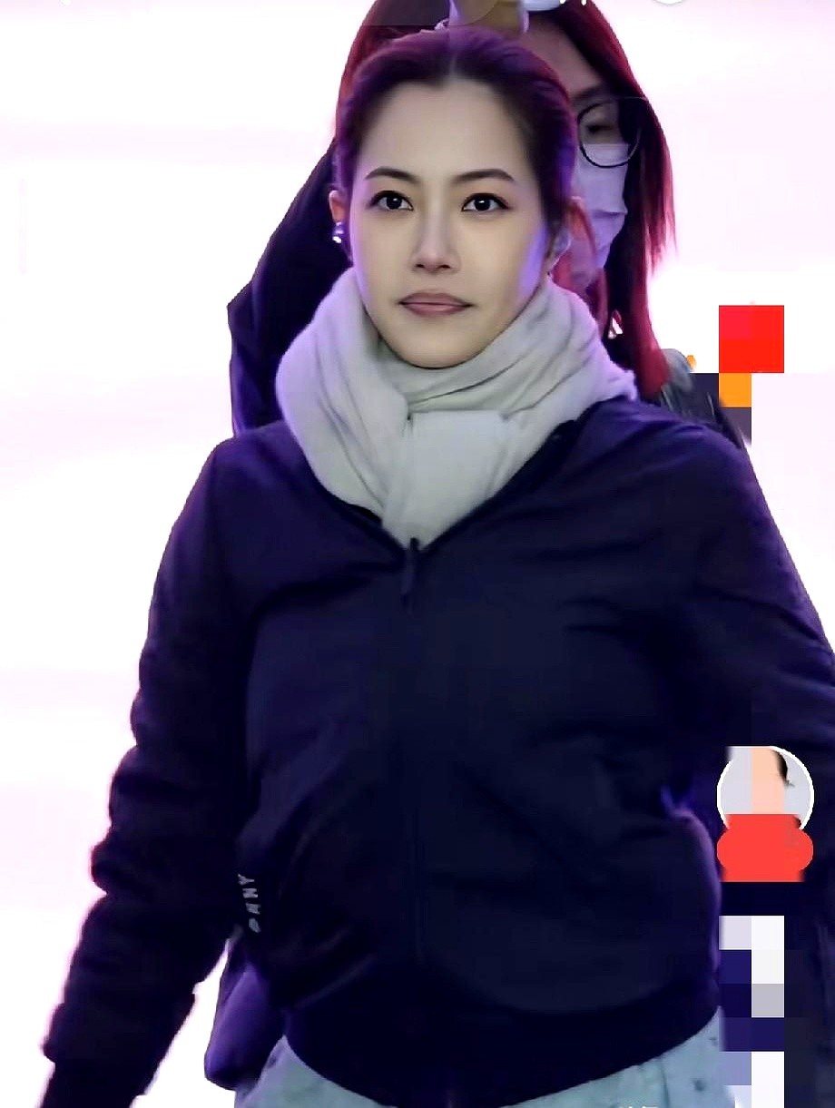 真想不通，为什么有些女星到了中年，反而比年轻时更惊艳了。左小青、刘涛、陈嘉桦，这几位都是典型的例子。
