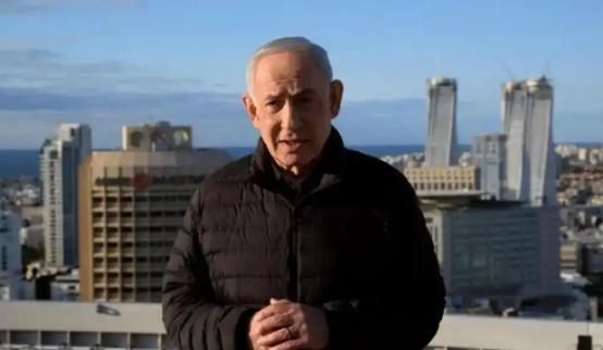 以色列这波操作，简直把看人下菜碟刻进了骨子里！都是毁宗教的地方，一边砸了耶稣雕像