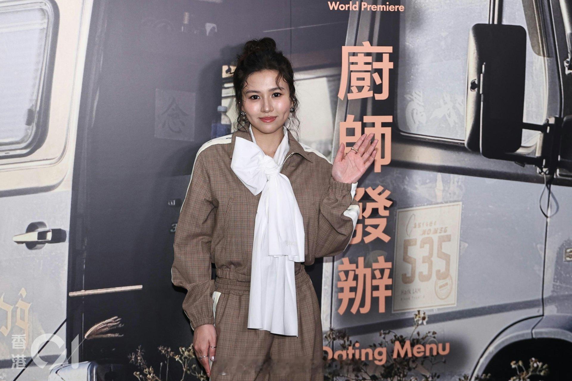 张振朗疑拒交社交平台给TVB遭减工女友杨伟泳：这么敏感的话题昨日《东周刊》报道