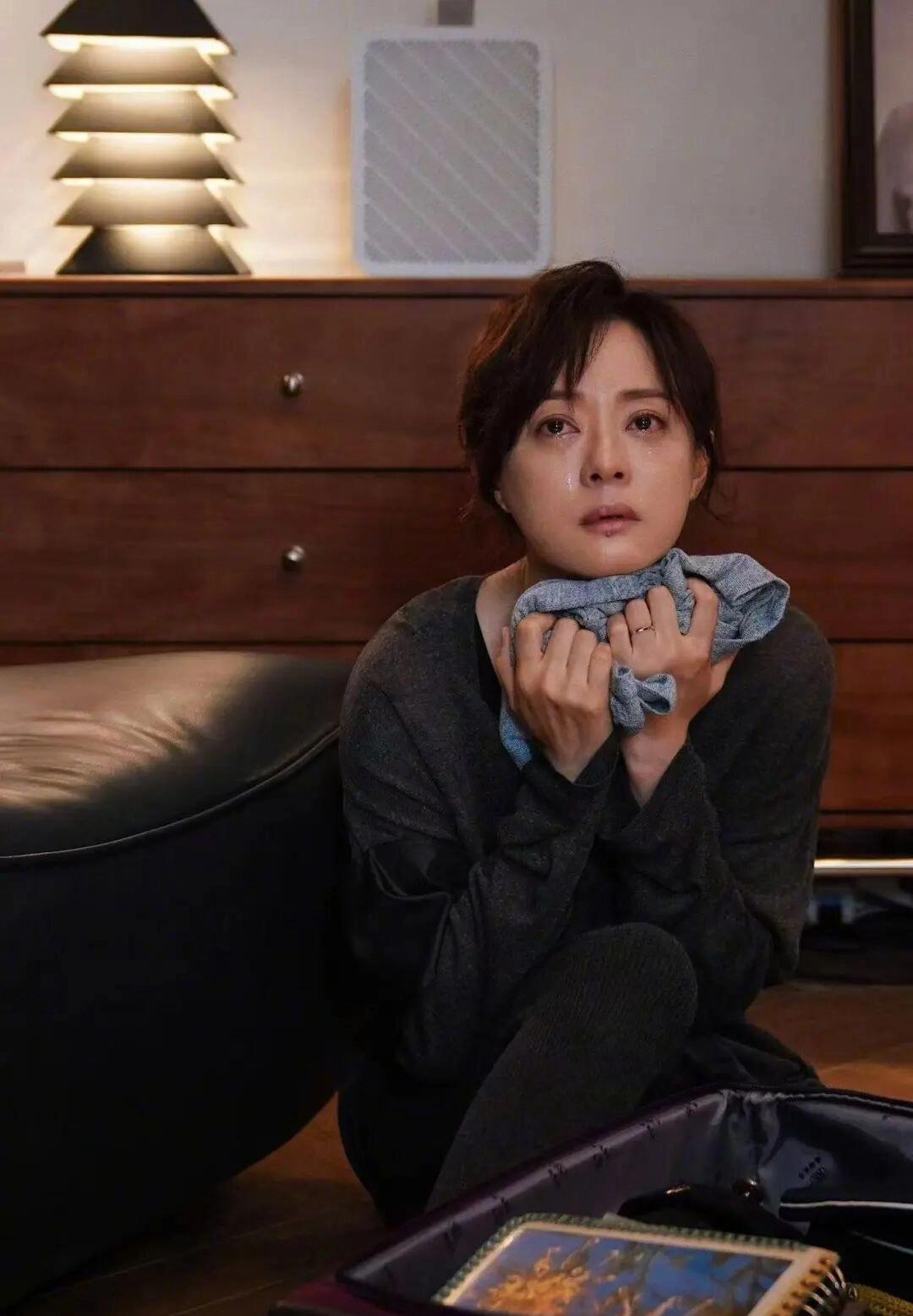 收视女王也会遇冷。4月9日，孙俪微博发文回应新剧《危险关系》收视不佳，直言