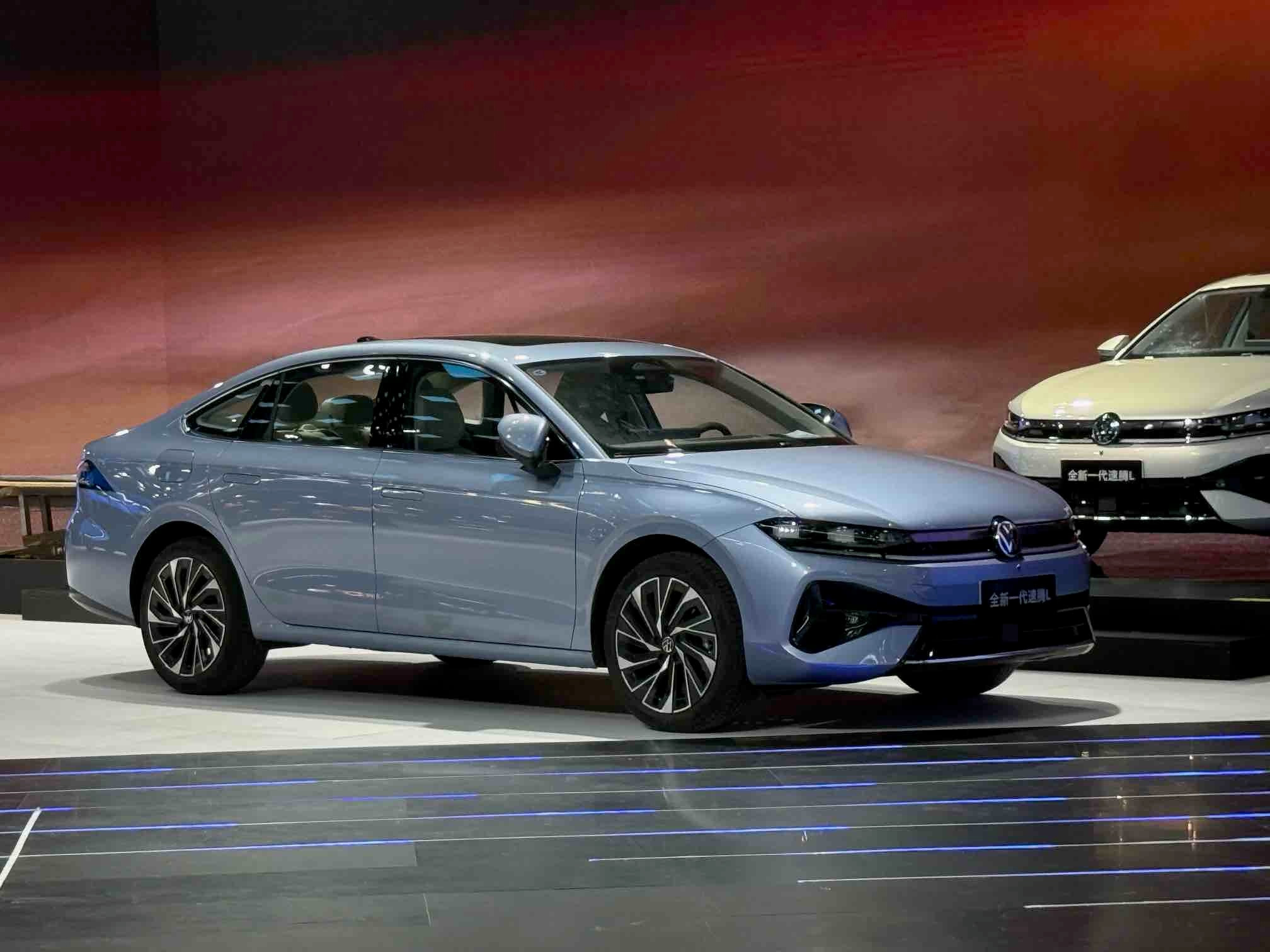 2025成都车展探馆直播进行中！新车热门车抢先看！现在看——大众全新速腾L从前方