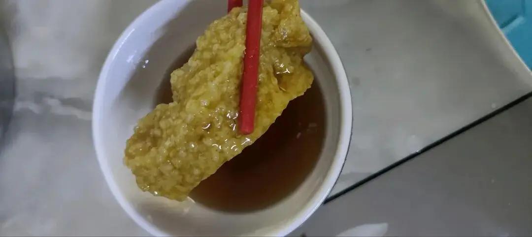 栗米籺，只有粤西人才知晓的美食。它原本是民间小吃，过去只有在端午节前才能品尝