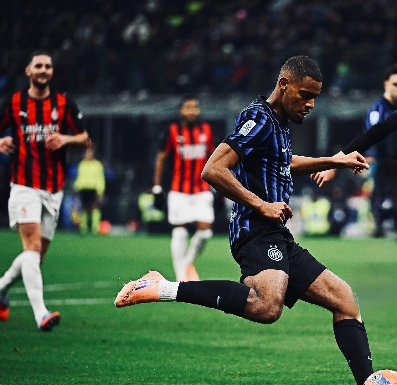 国际米兰突然引进迪乌夫原因曝光！根据记者莫雷托的消息，今年夏天在无缘科内和拉比奥