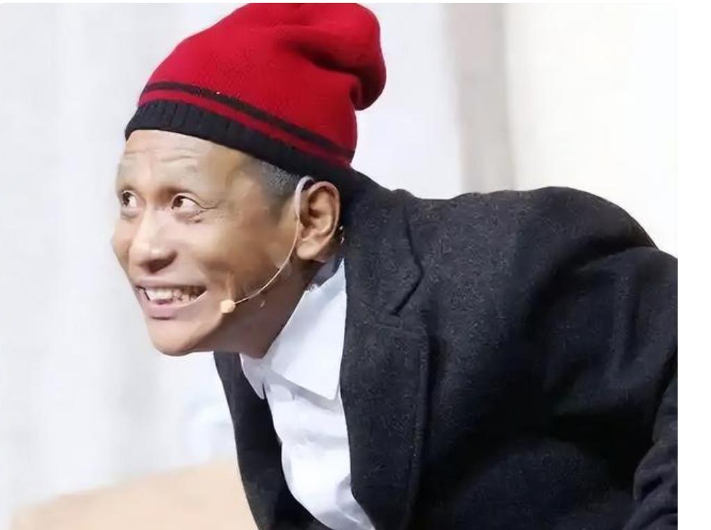 成名后坚决要原配离婚，迎娶小自己6岁王雪，如今宋小宝后悔不？娱乐