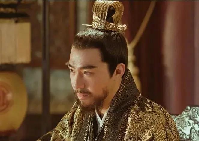 1404年，朱棣立长子朱高炽为太子，朱高煦为此私下抱怨：“父皇曾答应立我为太子，