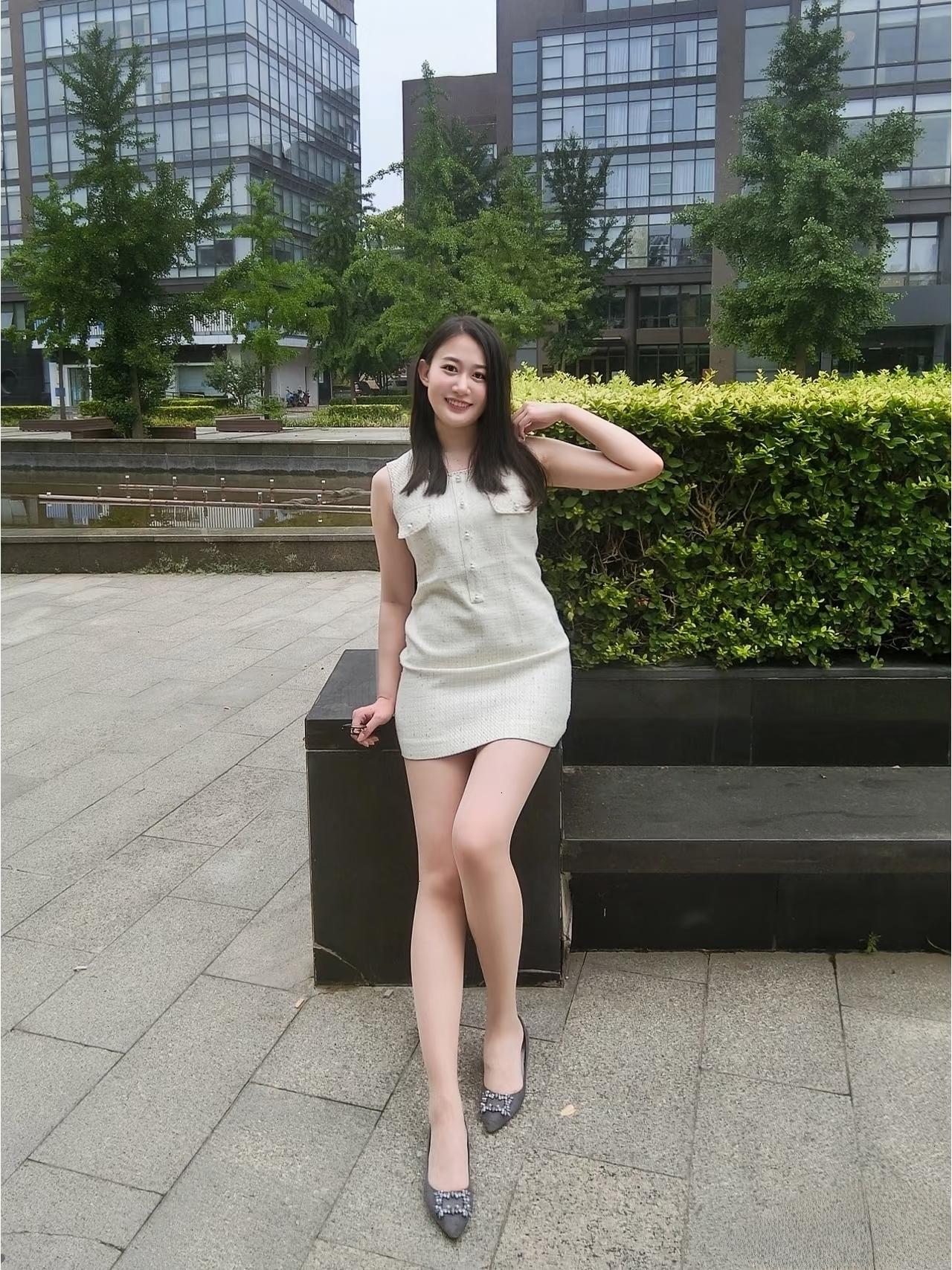 女人如何穿出含蓄的性感?