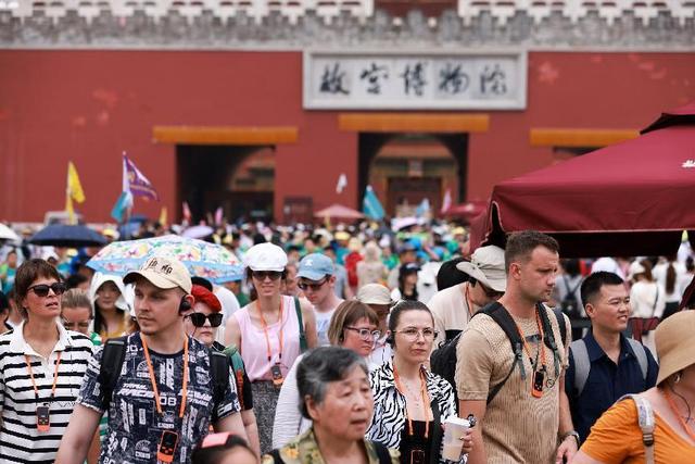 看了日本第一季度1054万外国游客,再看我国接待数量,令我太意外