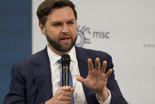 美国这次是真的瞒不住彻底翻车了，1月30号美国司法部干了件大事，直接甩出超300