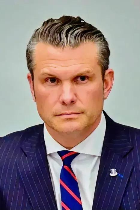 就在刚刚美国国防部长正式宣布了9月25日，美国国防部长赫格塞思下了一道不寻