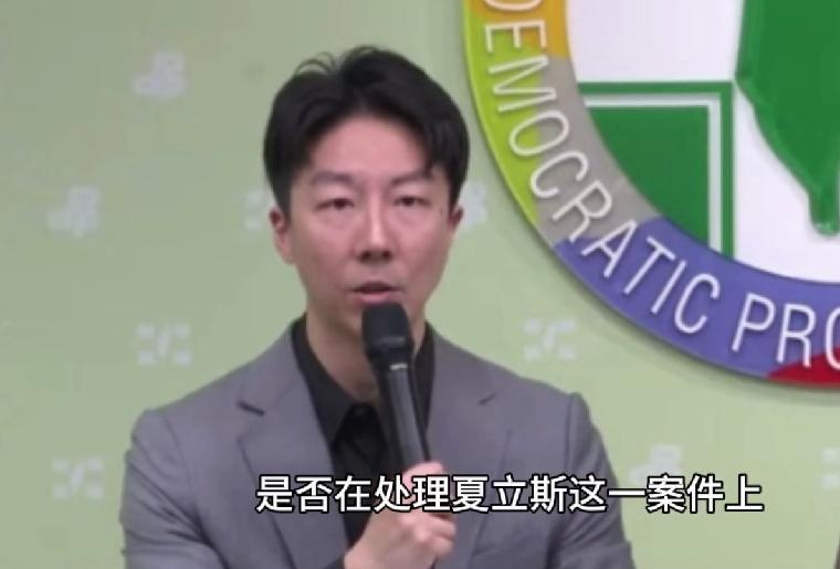 吴峥抹黑蒋万安“虐童不处理”，却忘了自己人早就被毒油呛了一个月吴峥今天在民进