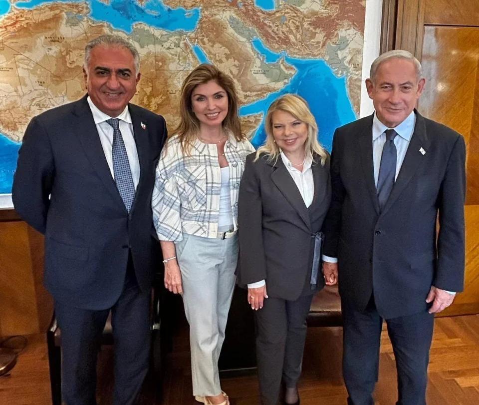 流亡的王子要回来了？这两天伊朗局势有点乱，估计还不至于垮台吧？然而流亡海外的伊