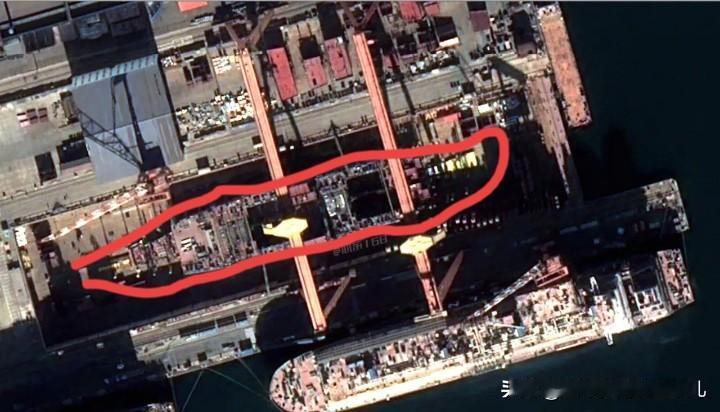 达利安22号最新的俯视图...已经能看出大家伙的样子来了！！按照这个节奏，预