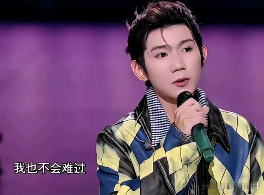 职业音乐人点评王源的唱功:一副好嗓子，唱的稀碎！不是没有唱功，也不是没有音准！是