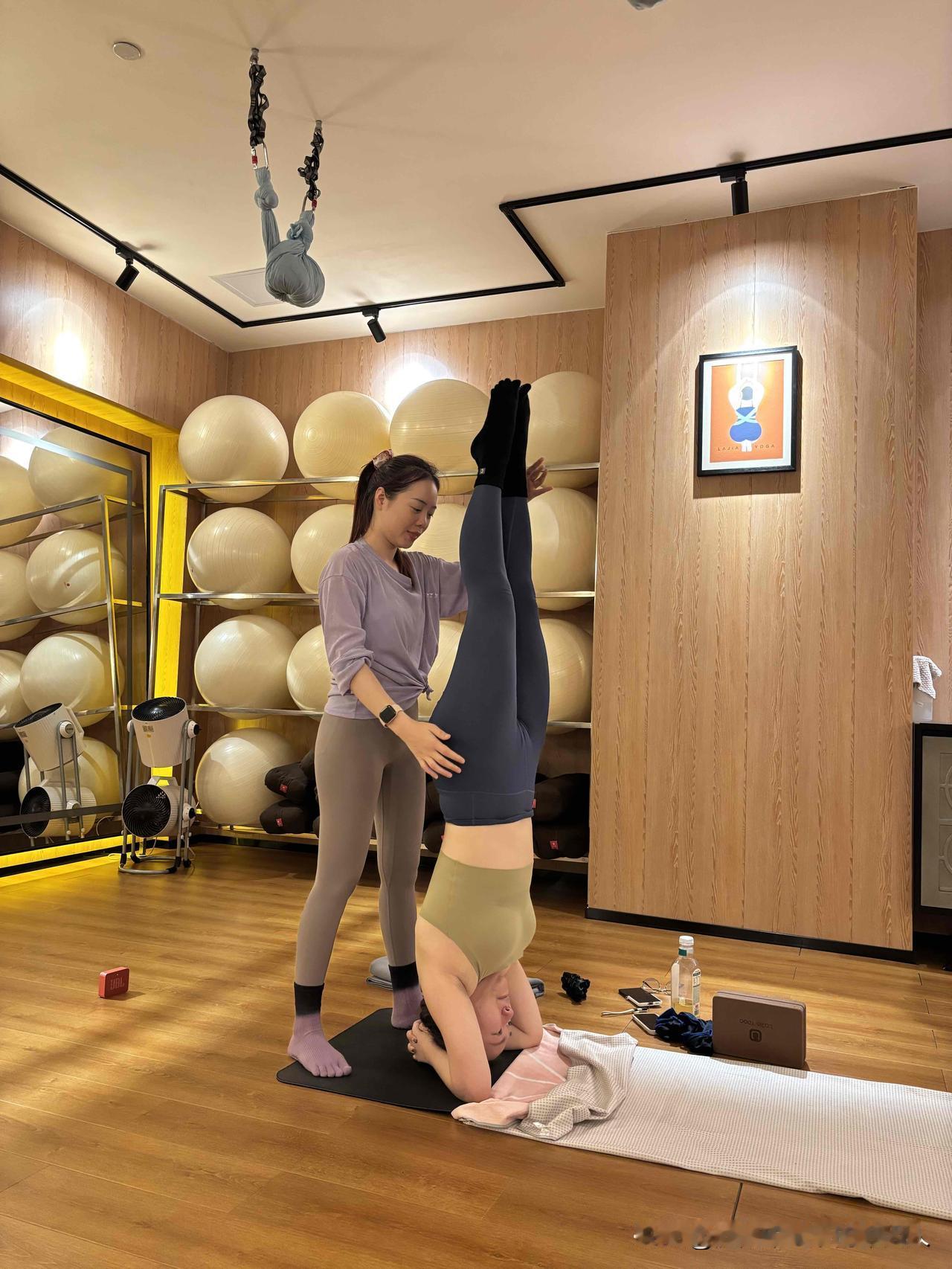 女人的顶级魅力，不是倾国倾城，不是勤俭持家，而是活出独一无二的自己。多少姐妹