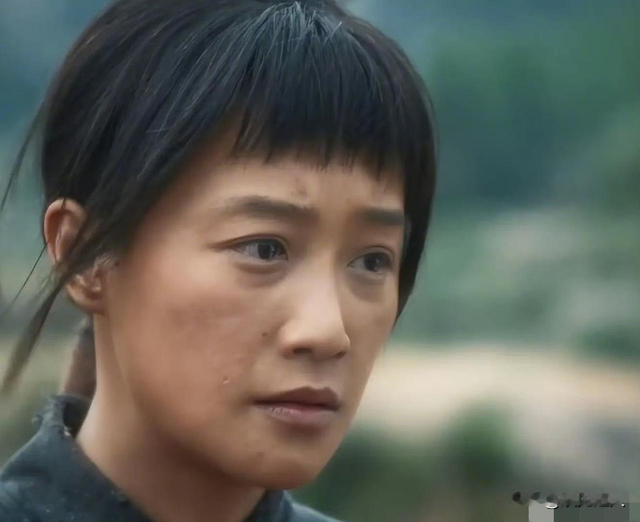 演员想红真得看命！蓝盈莹这例子太明显了说真的，演员能不能火真不是努力就行，