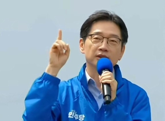 亲文派大将出山任内政部长劲爆！韩国政坛又出大新闻，一个曾