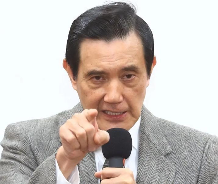 最近因为美国加征关税，我发现一件特别搞笑的事。过去，台湾国民党如夏立言、蒋万安、