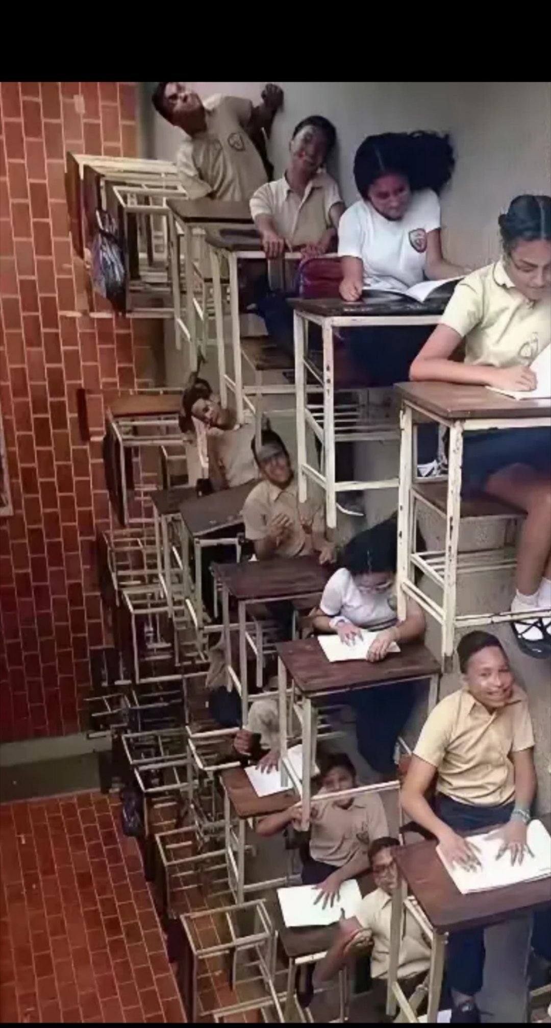 论拍照角度的重要性，第一眼真的把我看懵了！