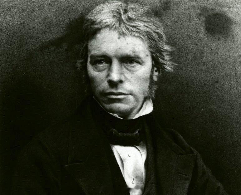 马斯克说：当初特斯拉取名的时候，排名第二的候选名字是法拉第。如果没有买下特斯拉的