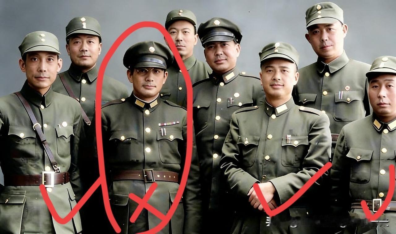除了张灵甫，其他人都有好的结局？前排（从左到右）1. 邱维达（左一）