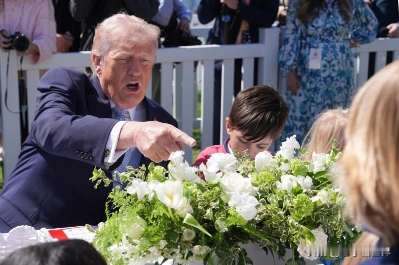 【美伊直接谈判前夕，特朗普发帖宣布“世界重置”】华盛顿时间2026年4月10日