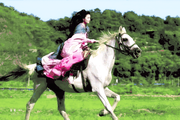 白鹿和虞书欣两个人骑马对比，真是不对比没伤害，一对比全是伤害啊